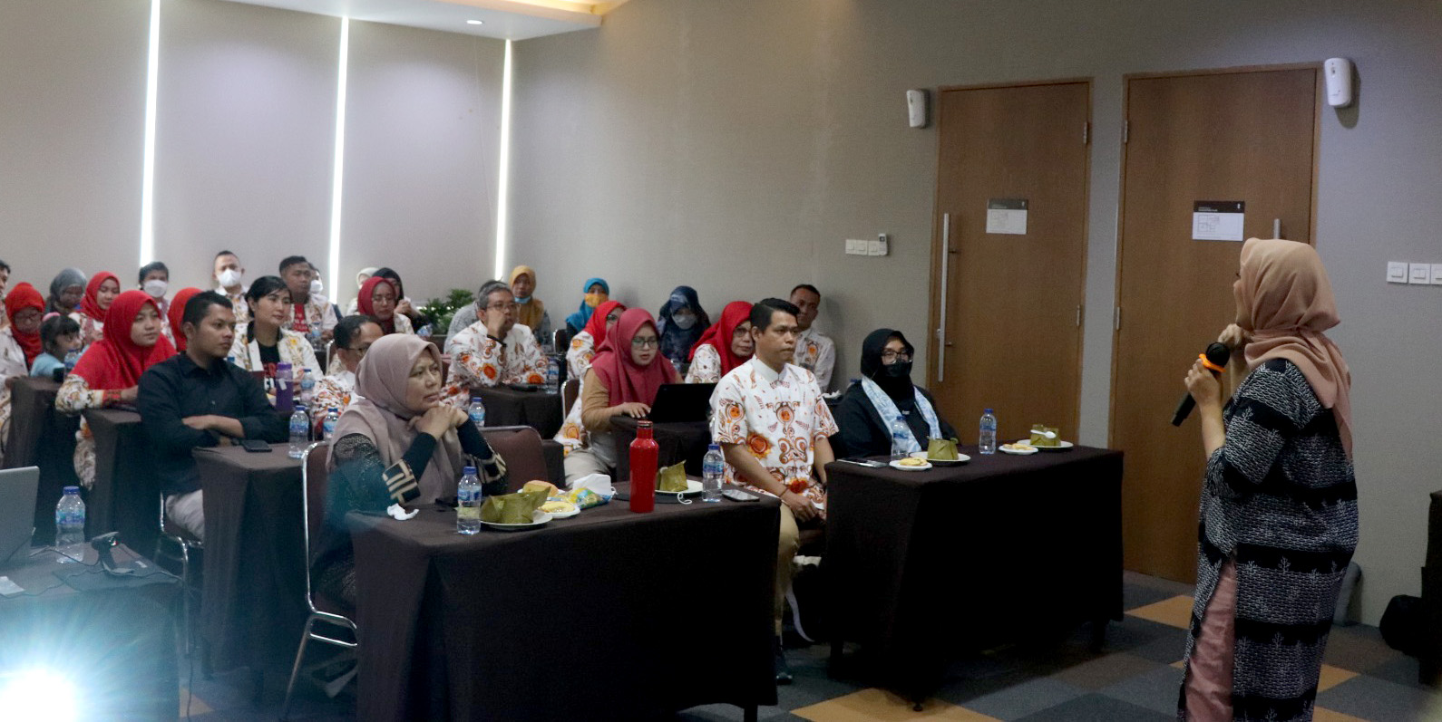 Hayat Ratar Pelantikan Pengurus KGBN, Nadiem Makarim Sebut Syarat Jadi Guru Belajar ...