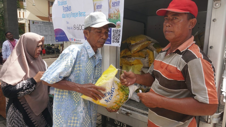 Operasi pasar beras murah