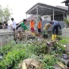 Warga Degayu kerja bakti