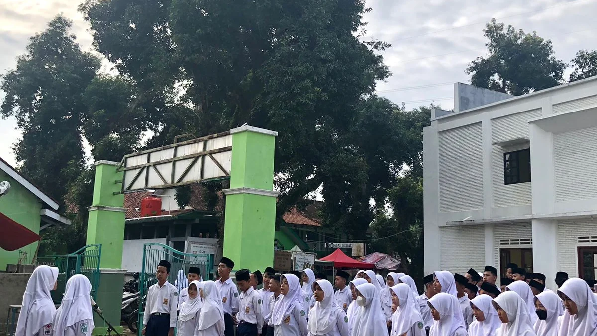 MTs YMI Wonopringgo Gelar Pemilihan Ketua OSIS dengan Sistem MPK