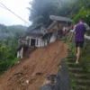 Malam Jumat Kliwon, Kecamatan Lebakbarang Dihajar Longsor