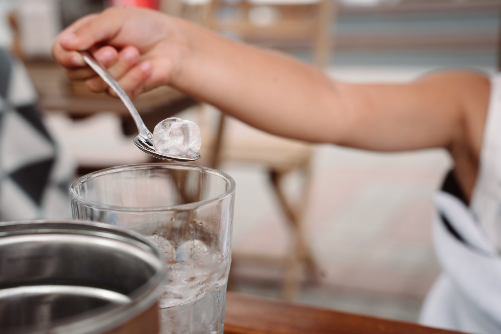 kebiasaan makan es batu, pagophagia