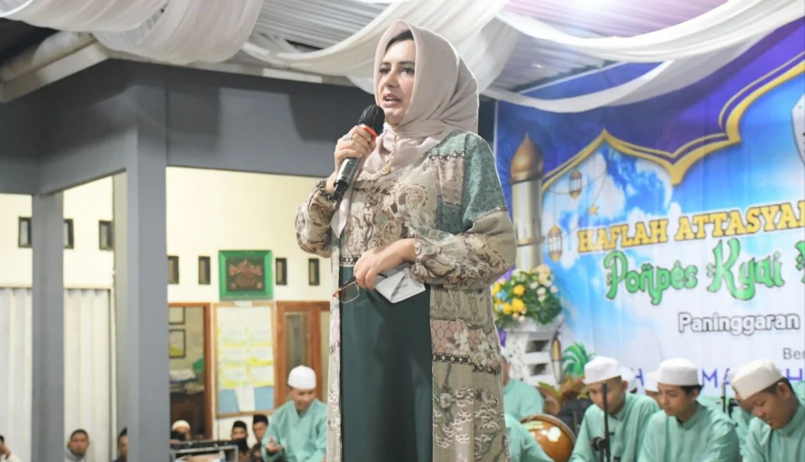 Hadiri Haflah Ponpes Wali Tanduran, Bupati Berharap Para Santri Tingkatkan Ibadah Saat Libur Ramadan