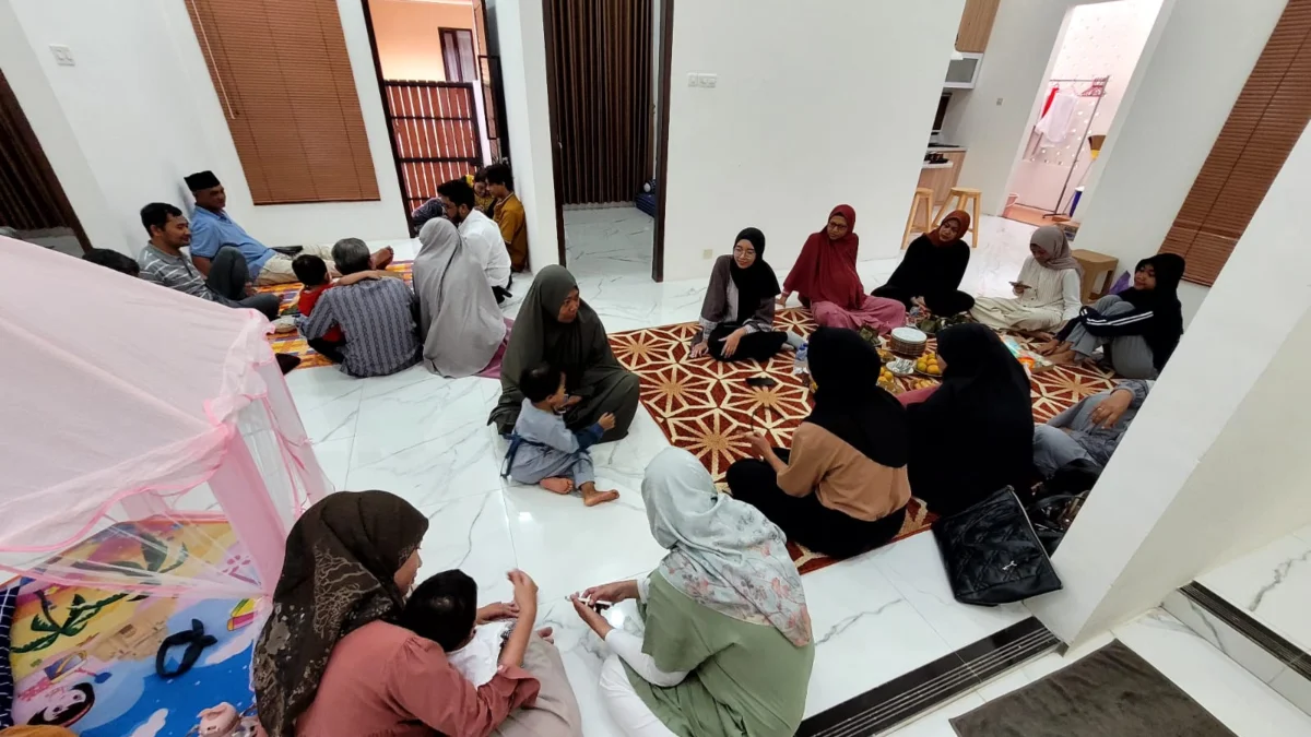 Mencari Bahagia di Bulan Ramadan