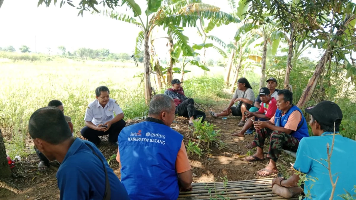 Rehab gubuk Mbah Parmin