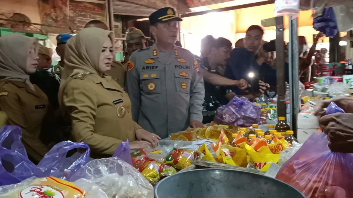 Antisipasi Kenaikan Harga Jelang Ramadan, Bupati Fadia Sidak Pasar Induk Kajen