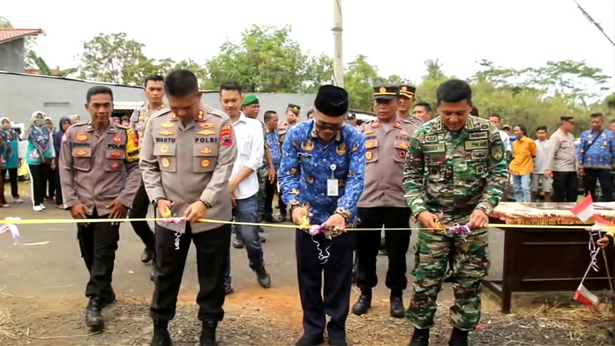 Peresmian Jalan Tiga Pilar Paweden Buaran