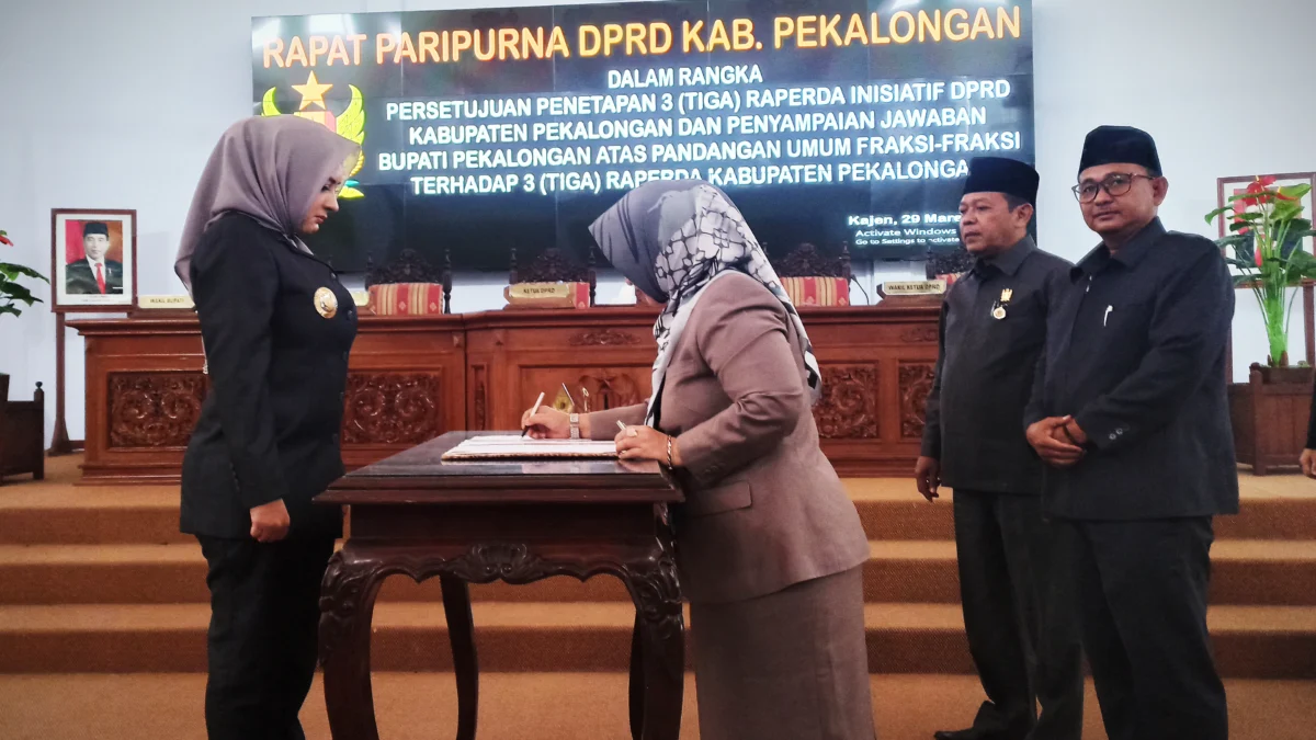 Tiga Raperda Inisiatif DPRD Kabupaten Pekalongan Disetujui