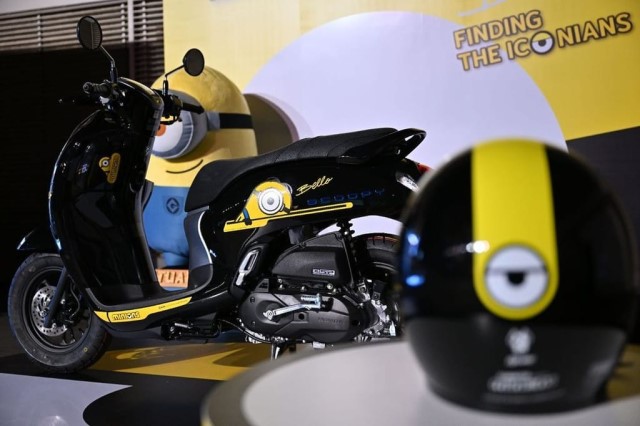 honda scoopy minion