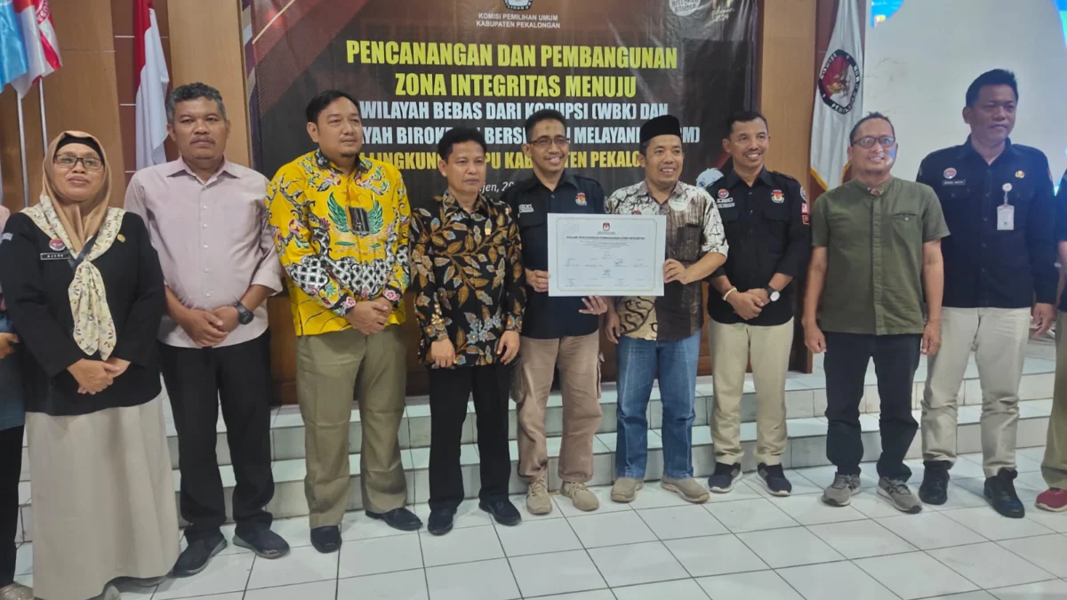 kpu kabupaten pekalongan canangkan zona integritas