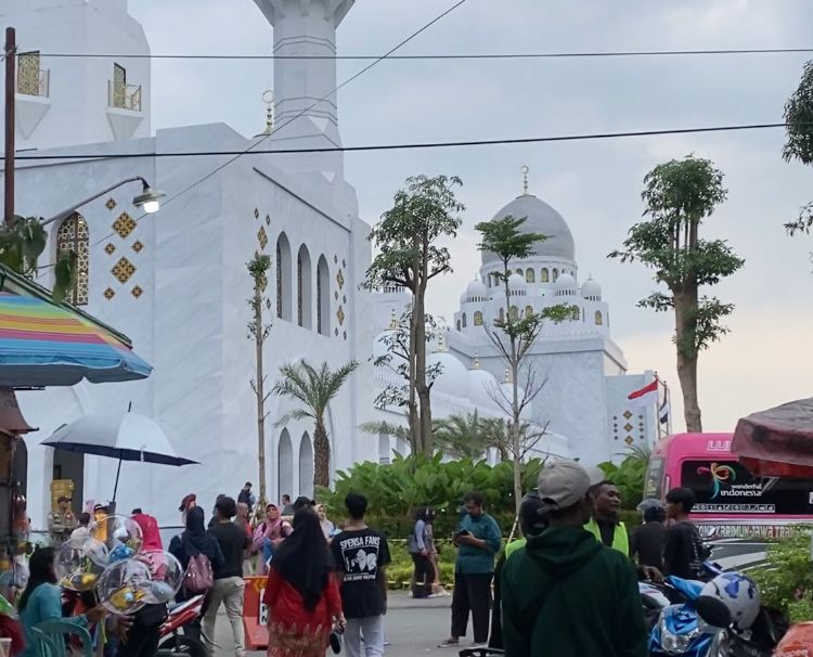 Keutamaan Sholat Tarawih Malam ke-16