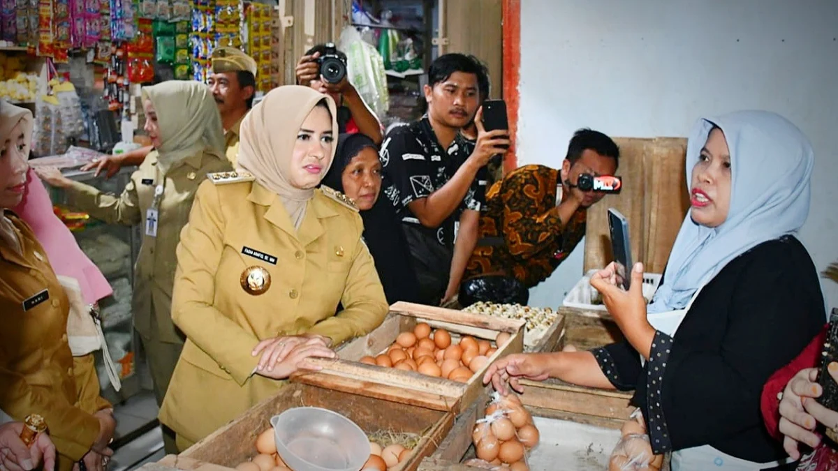 Bupati Fadia Arafiq Terus Dorong Pertumbuhan Ekonomi Kabupaten Pekalongan *) Ekonomi Naik 5,11 Persen, Pengangguran Turun 3,23 Persen