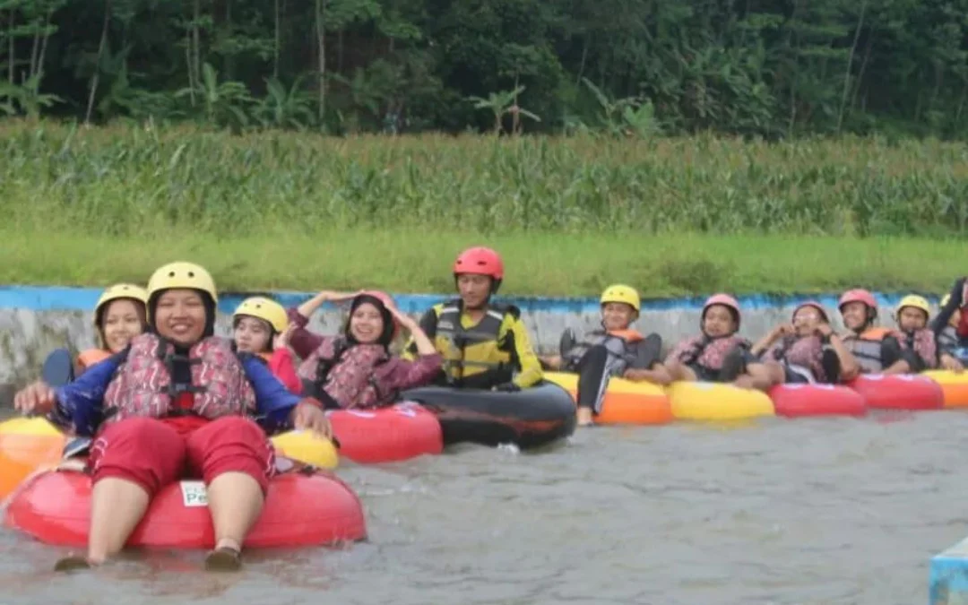 River Tubing Pandansari Batang