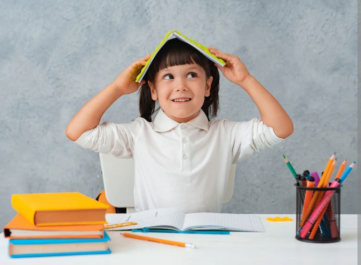 Mengajarkan anak bahasa Inggris sejak dini