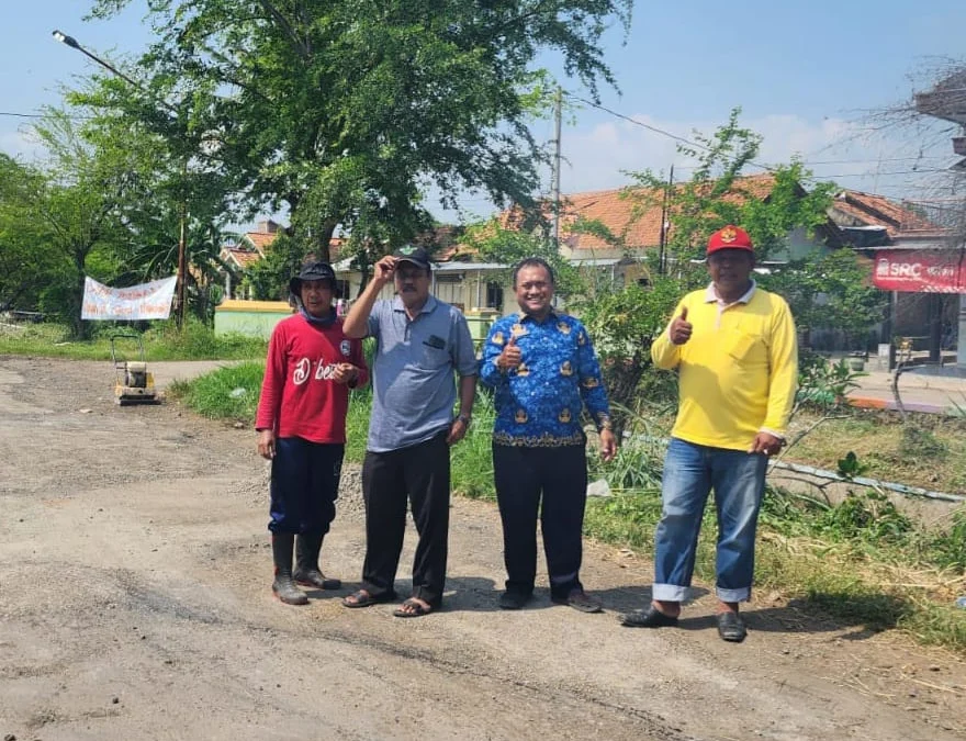 Respons Cepat Bupati Tegal, Jalan Rusak di Mulyoharjo Langsung Diperbaiki