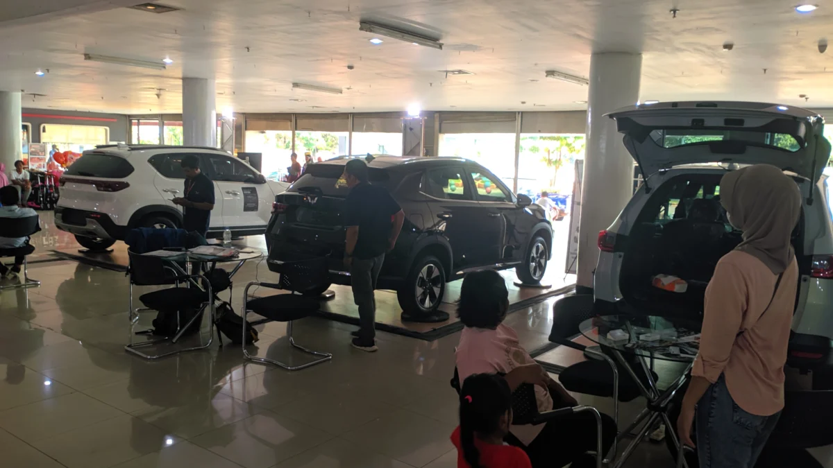 Pameran Mobil Kia Sonet di Mall Plaza Pekalongan