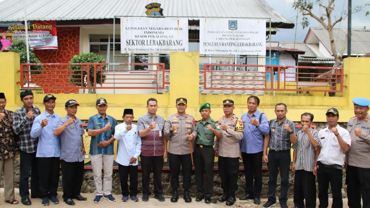 kunjungi polsek karanganyar dan lebakbarang