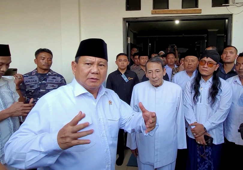 Prabowo Subianto sowan Habib Luthfi