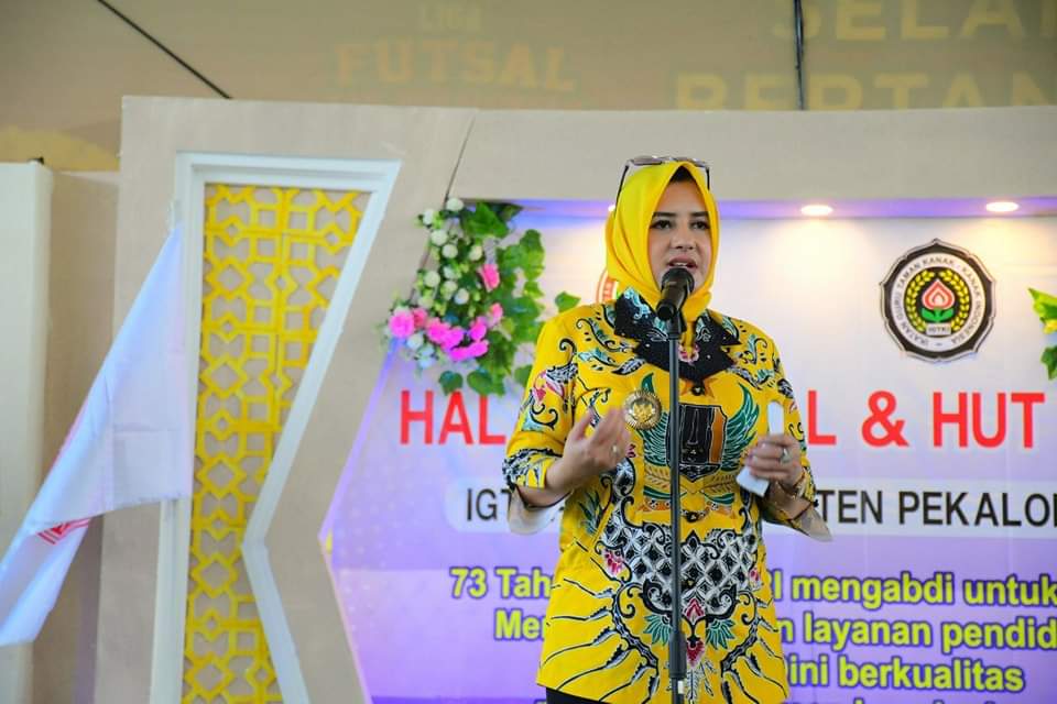 Bupati Pekalongan Fadia Arafiq