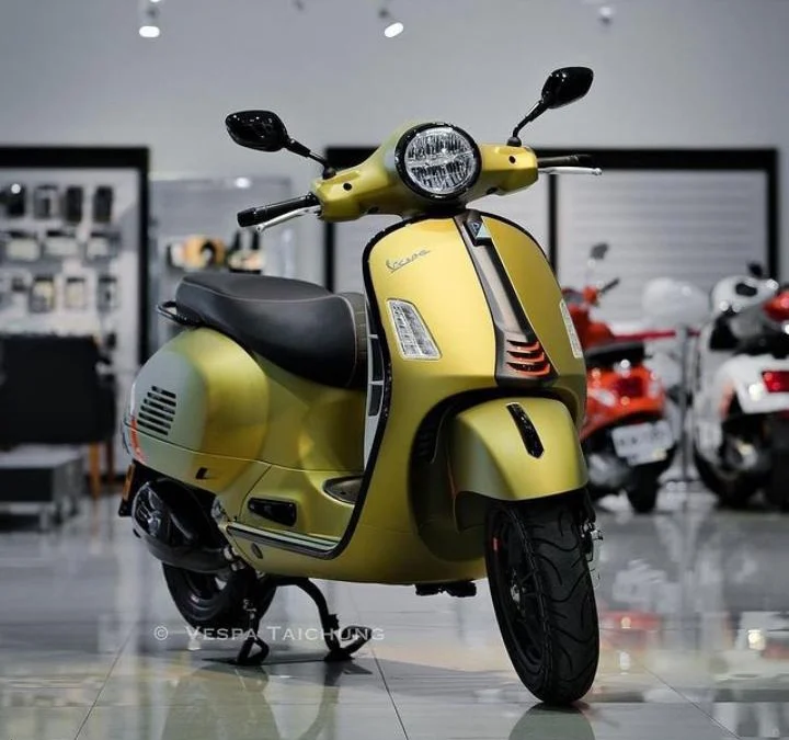 Spesifikasi Vespa GTS Super Sport