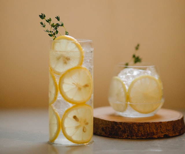 infused water bisa menurunkan berat badan