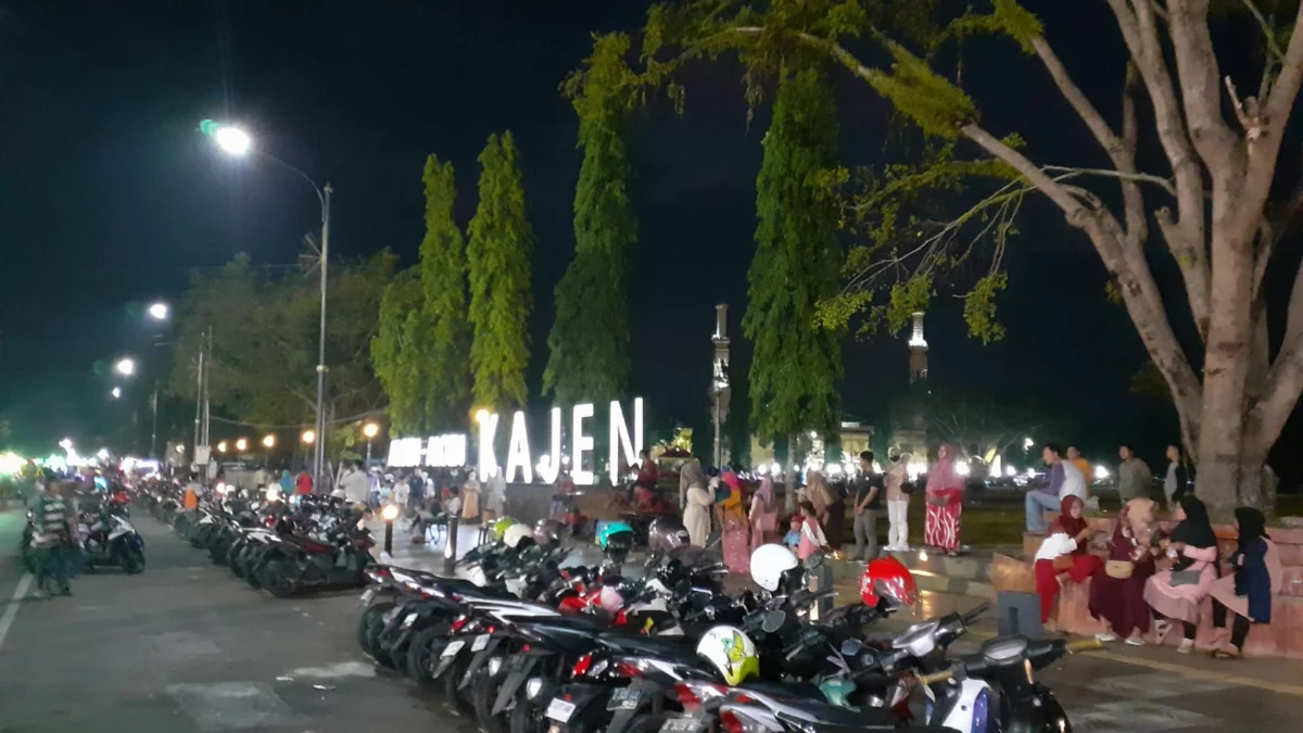 Alun Alun Kajen