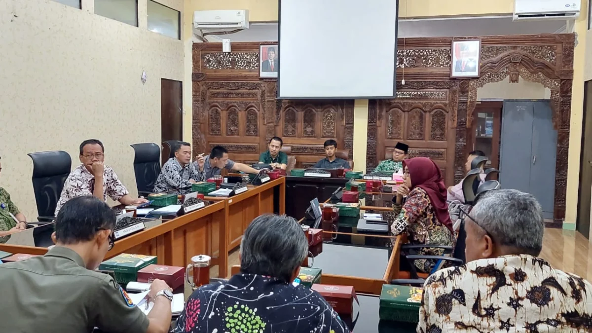 Anggota Komisi II DPRD Kabupaten Tegal Ngamuk