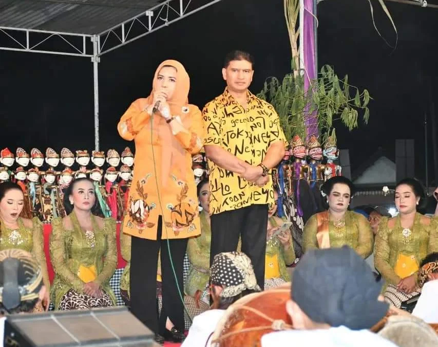 Bupati Fadia Arafiq