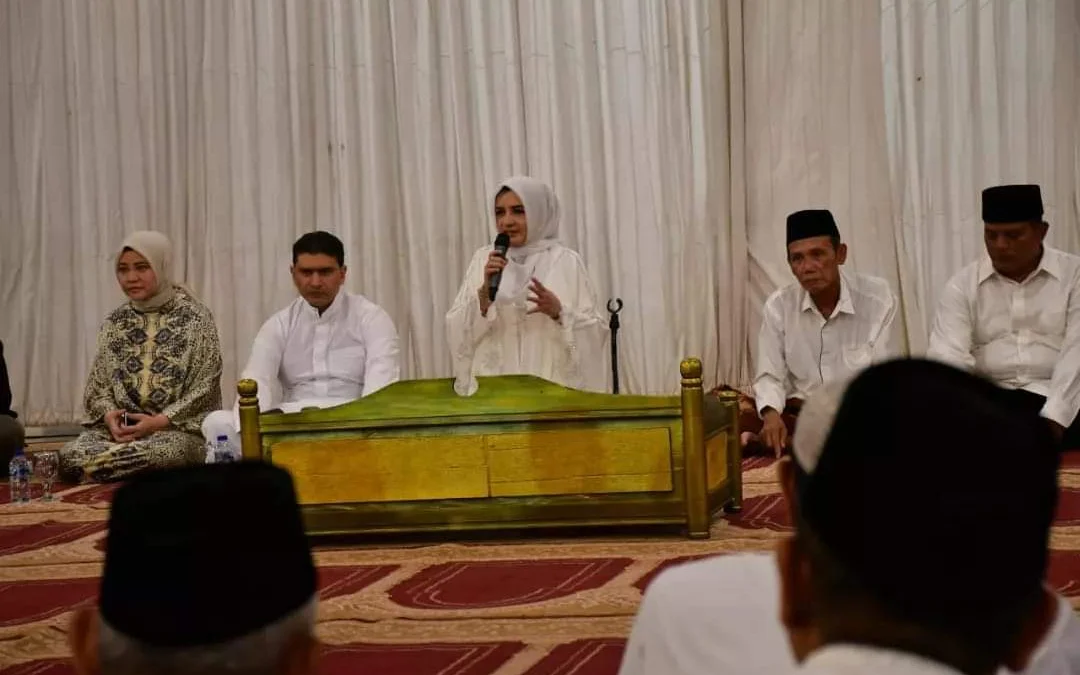 Bupati Fadia Arafiq