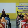 Guru dan Tenaga Kependidikan di Kendal