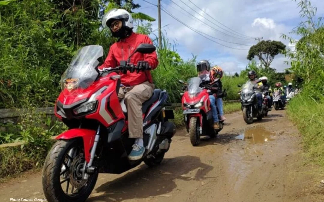 Teknik Dasar Berkendara di Jalan Rusak