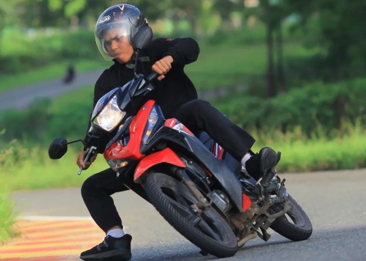 kesalahan pengendara motor