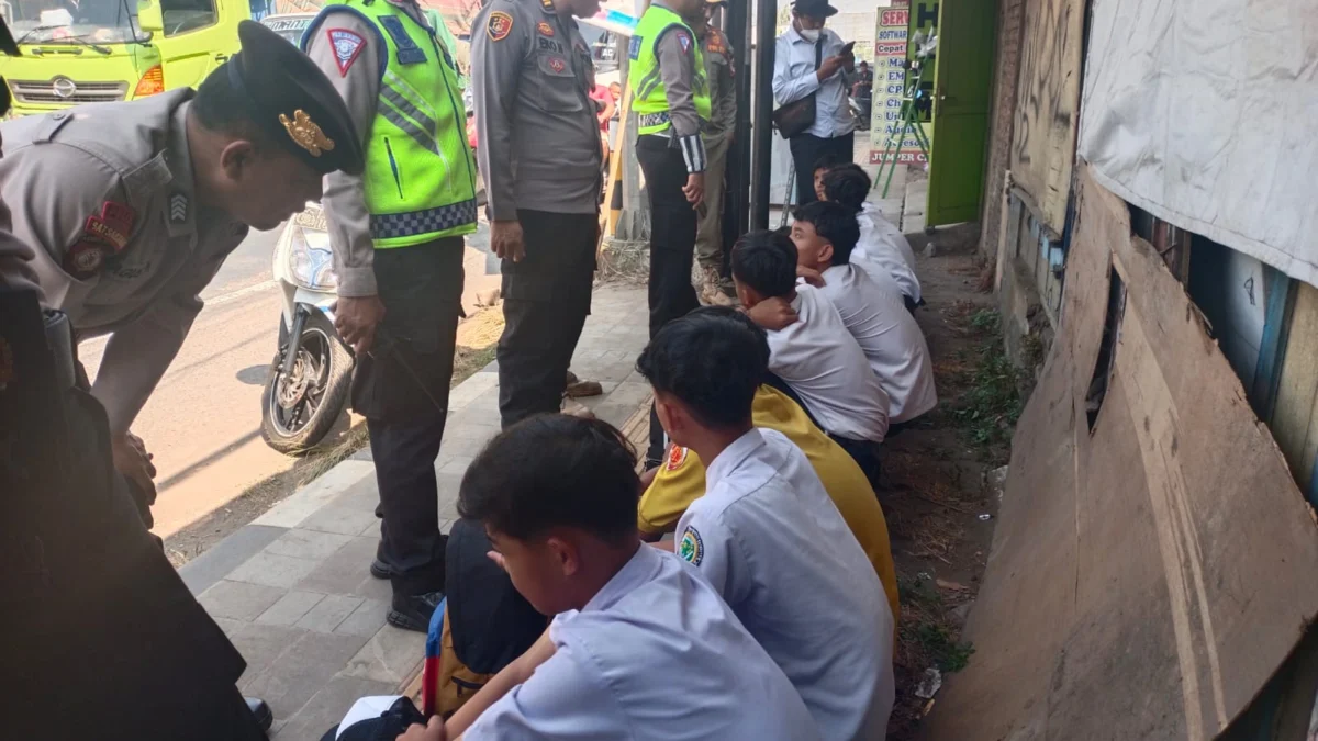 17 siswa di batang nekat bolos sekolah