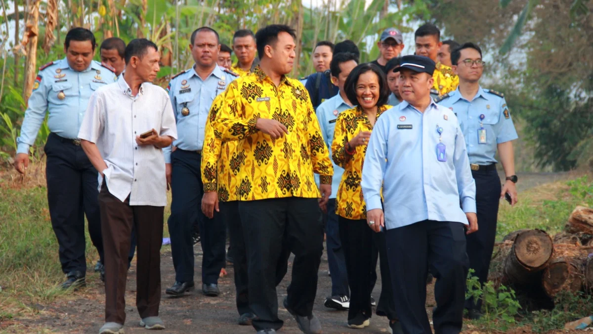 Tinjau calon lahan relokasi lapas pekalongan