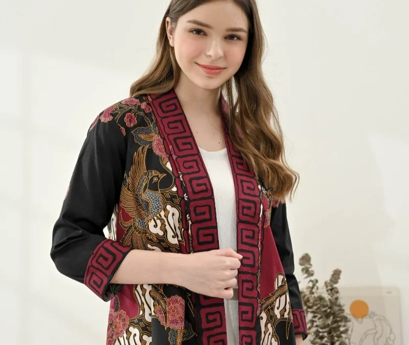 Blazer Batik Cewek Kekinian