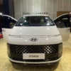 Mobil hyundai staria lombardi