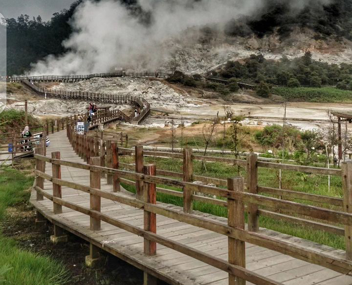 Kawah Sikidang Dieng