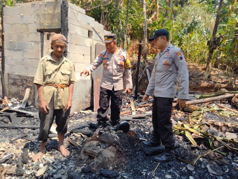 Rumah Terbakar