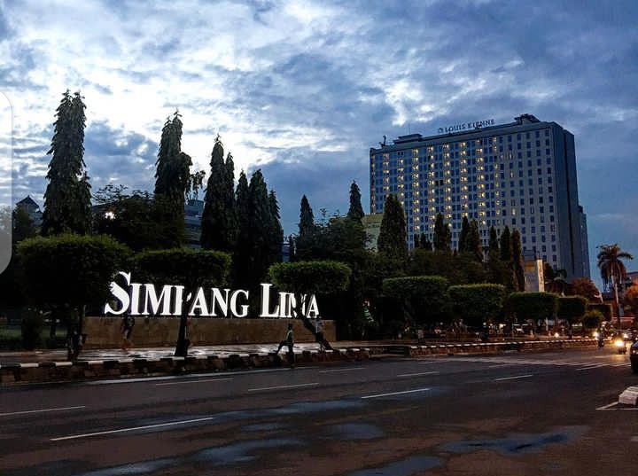 Wisata Kuliner Simpang Lima Semarang