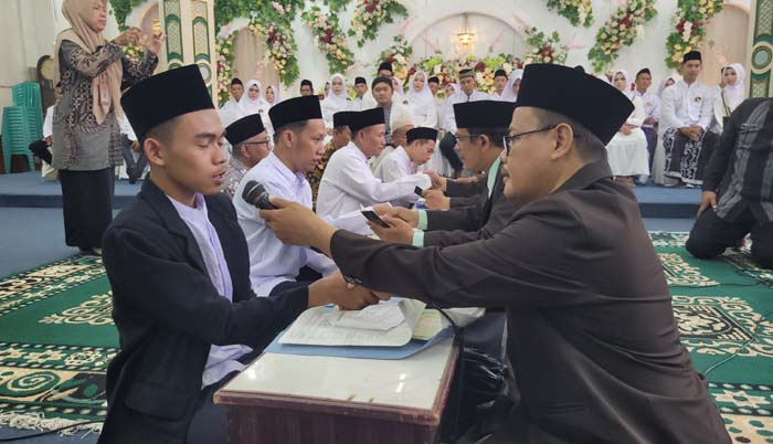 23 pasangan pengantin