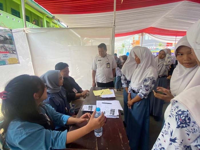 SMKN 1 Batang turut menggelar job fair