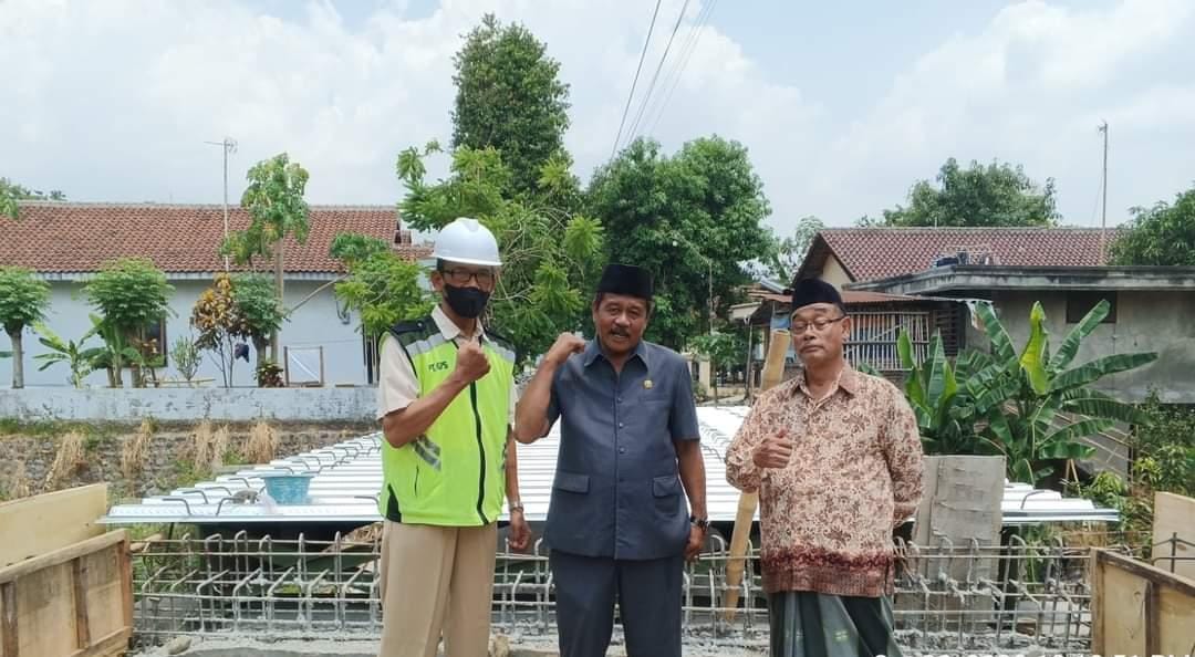 Jembatan Sungai Sibiyuk di Pagerbarang