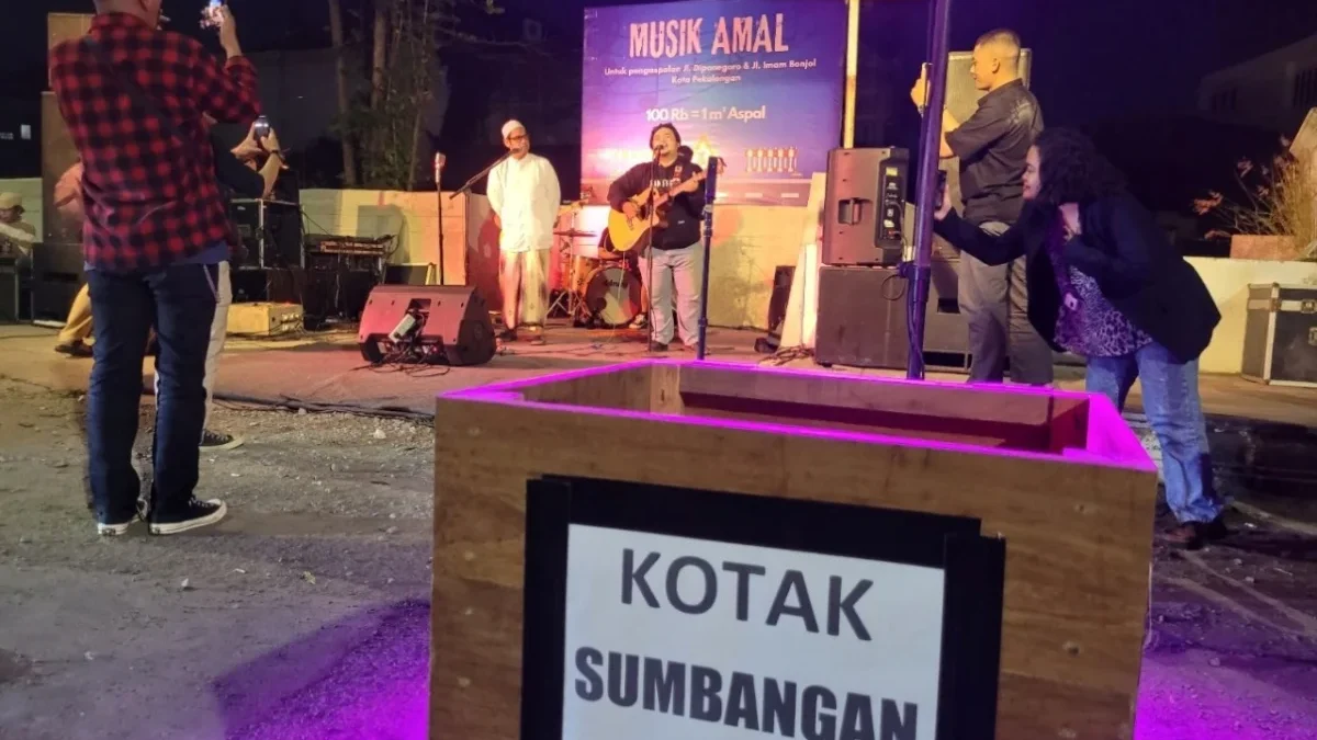 Musisi Pekalongan Gelar Konser Amal untuk Perbaikan Jalan, Donasi Rp100 Ribu Setara 1 Meter Aspal