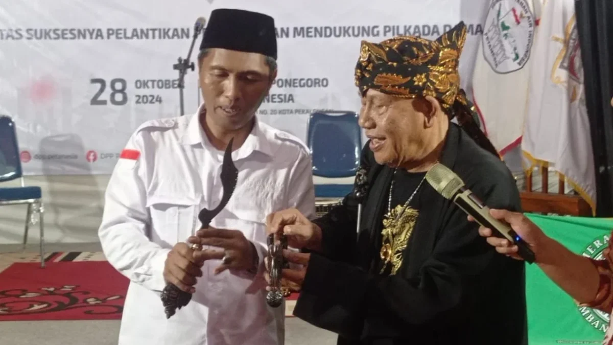 Rayakan HUT ke-19, Petanesia Terima Anugerah Pusaka Kujang dan Gelar Tasyakuran untuk Pemerintahan Baru