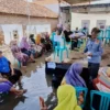 Banjir Tak Halangi Semangat Warga Pasirsari Nyoblos di Pilkada Serentak 2024