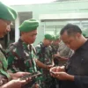 Kodim Pekalongan Lakukan Sidak Ponsel untuk Cegah Judi Online dan Pinjol Ilegal