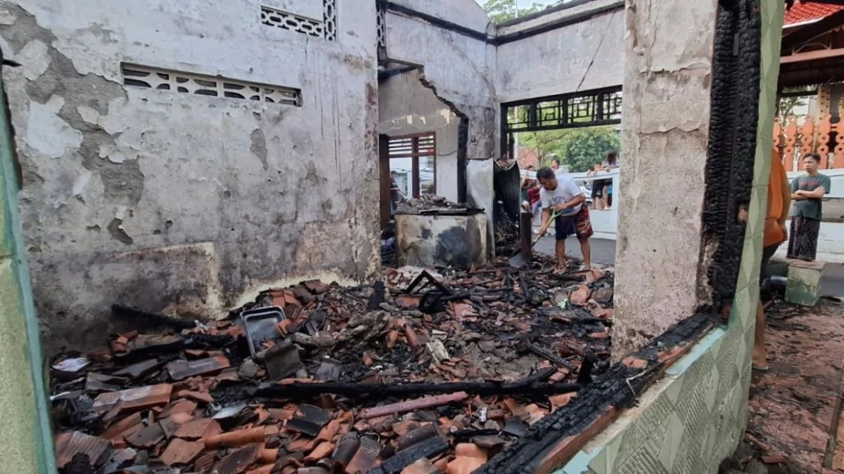 Rumah di Medono Hangus Terbakar, Korsleting Listrik Diduga Jadi Penyebabnya