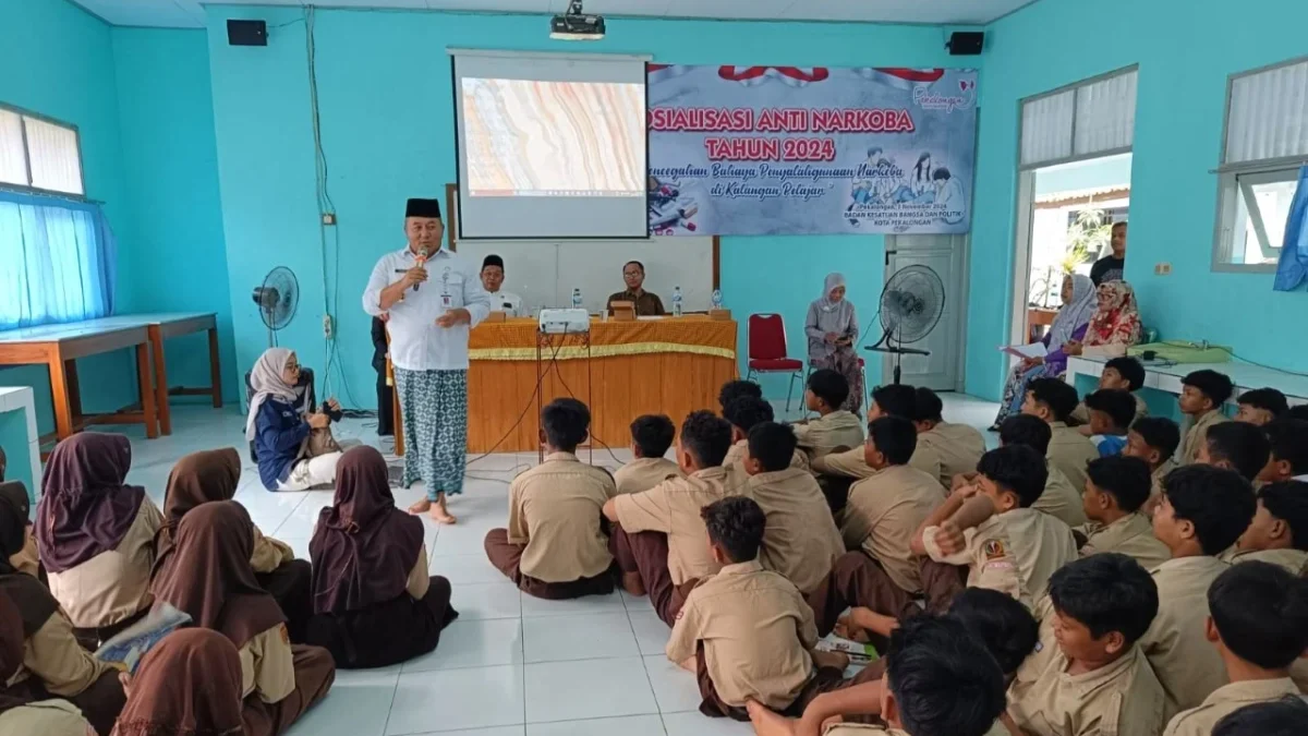 SMPN 17 Pekalongan Gelar Sosialisasi, Pelajar Diajak Jauhi Narkoba