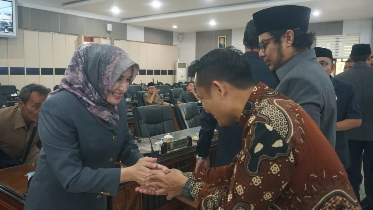 DPRD Kota Pekalongan Tetapkan Aaf-Balgis sebagai Wali Kota dan Wakil Wali Kota Terpilih 2024