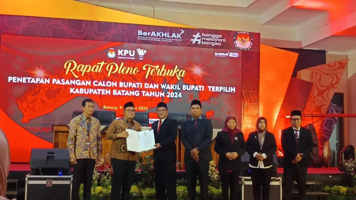 Faiz-Suyono Resmi Ditentukan sebagai Bupati dan Wakil Bupati Batang 2025-2030